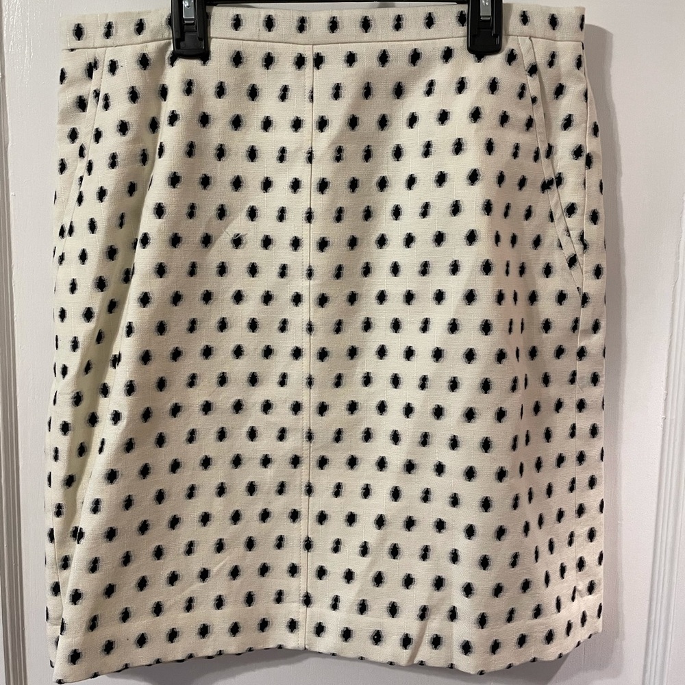 Anne Klein Clipped Jacquard Skirt